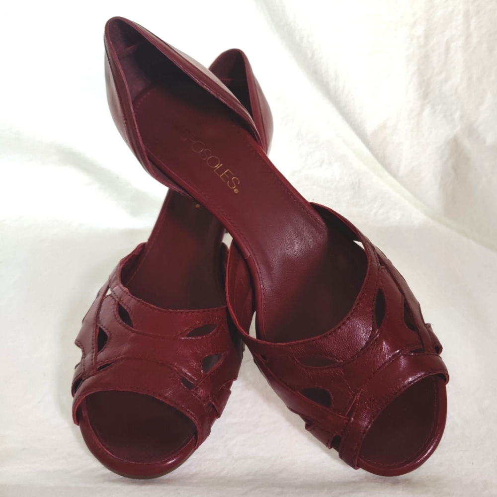 Beautiful Red Kitten Heel Sandals NEW